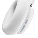 Experience a lag-free connection with a range of up to 20 meters.