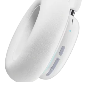 Experience a lag-free connection with a range of up to 20 meters.